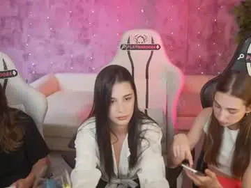 Chaturbate Adult Webcam of bright_diamonds_054