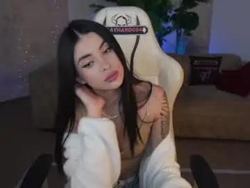 Chaturbate Live Porn of bright_diamonds_054