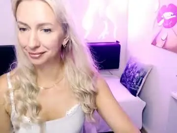 Chaturbate Adult Webcams of cute_smile_shy