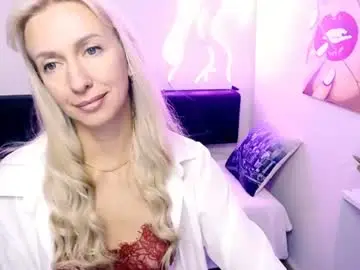 Chaturbate Live Sex of cute_smile_shy