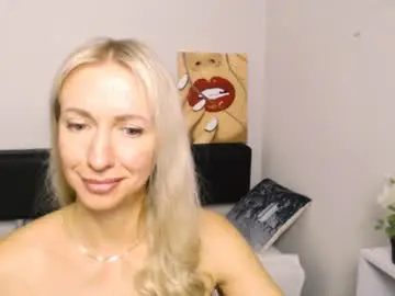 Chaturbate Nude Webcam of cute_smile_shy