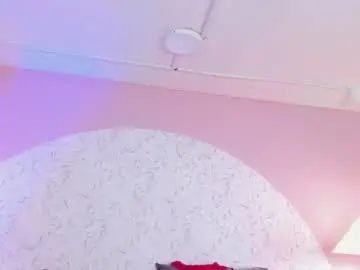 Chaturbate Best live sex cam show of curvyfirelatina_