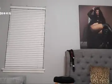 Chaturbate Live Sex of curvymodelmilf