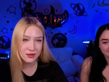 Chaturbate Free Live Porn of emilynxx