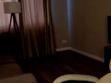 Chaturbate Live Sex Cam of monarchbaby