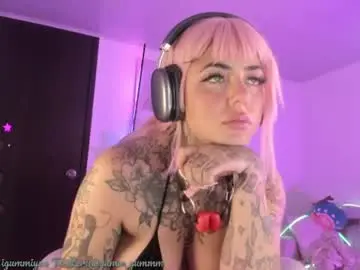 Chaturbate Free Live Porn of raven_sakura