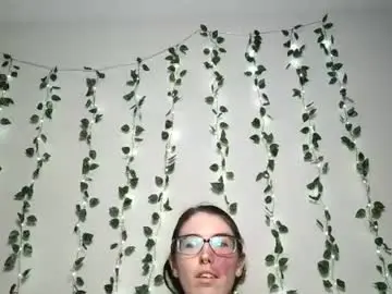 Chaturbate Free Porn Cam of thistlefernsby