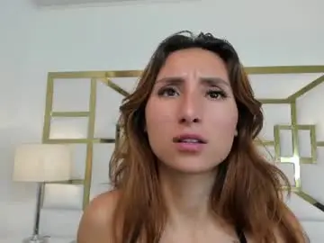 Chaturbate Free Porn Cam of vivieneluxe