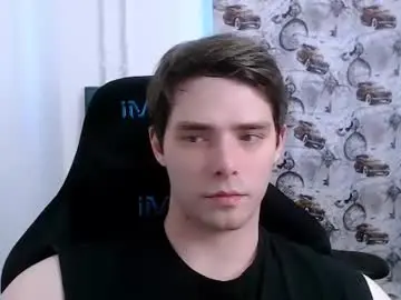 Chaturbate Free Porn Cam of dmitryromanov
