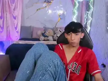 Chaturbate Watch Live Sex Cams of ethann_tay1