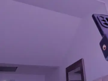 Chaturbate Best live sex cam show of halie728
