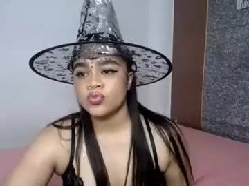 Chaturbate Free Live Porn of isamoon99