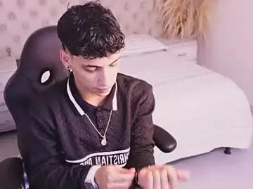 Chaturbate Live Sex of jhoanleandro