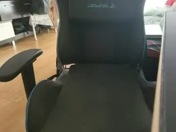 Chaturbate Live Sex Cam of sparky_yena