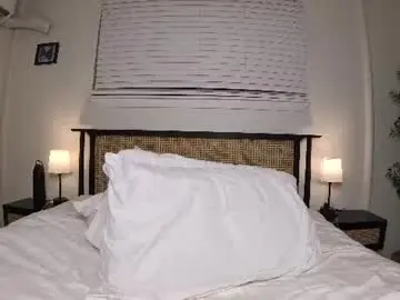 Chaturbate Live Sex Cam of thenaturallovers