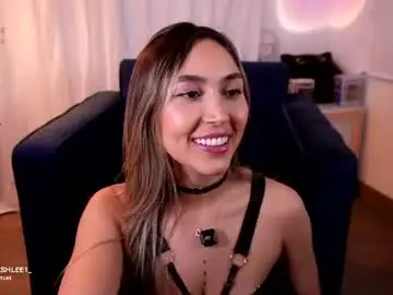 Chaturbate Live Sex of ashley2004_