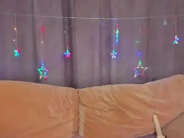 Chaturbate Live Sex Cam of cosmic_girll