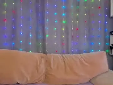 Chaturbate Sex Cam of cosmic_girll