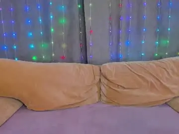 Chaturbate Sex Cam of cosmic_girll