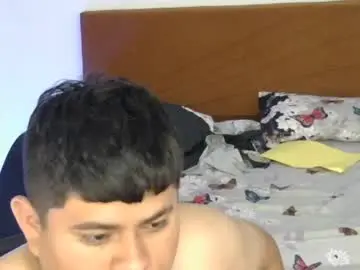Chaturbate Live Sex of duo_latin_red