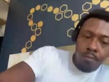 Chaturbate Live Sex Cam of urbandick5