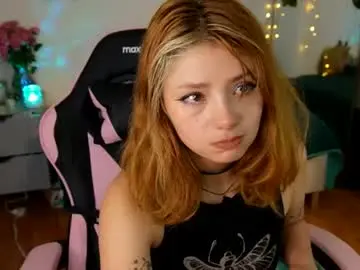 Chaturbate Adult Video Chat of ari_kat666