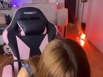 Chaturbate Free Live Porn of ari_kat666