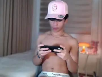 Chaturbate Live Porn of etherealboytoy4hire