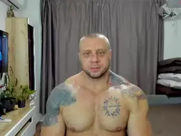 Chaturbate Live Porn of ironhulk22