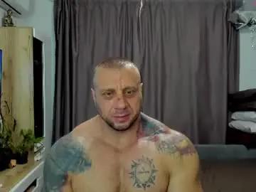 Chaturbate Best live sex cam show of ironhulk22