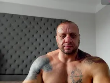 Chaturbate Free Live Porn of ironhulk22