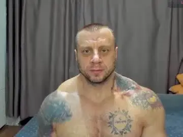Chaturbate Live Sex Cam of ironhulk22