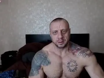 Chaturbate Live Sex Cam of ironhulk22