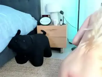 Chaturbate Live Sex Cam of mazekyn