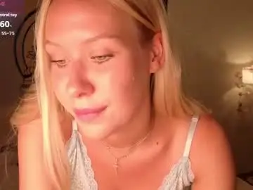 Chaturbate Free Porn Cam of pureeangel