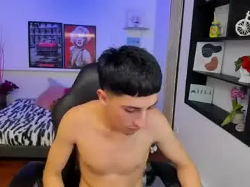 Chaturbate Sex Chat of benji23_