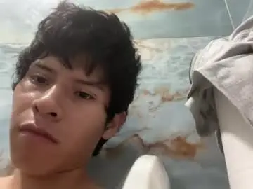 Chaturbate Live Sex Cam of canerex142