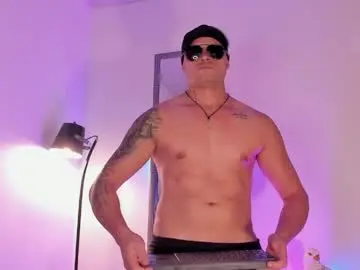 Chaturbate Watch Live Sex Cams of connorsmith_26
