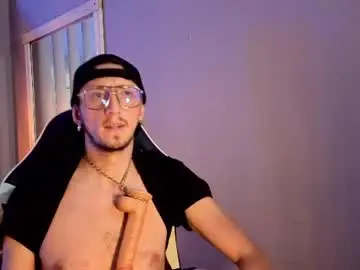 Chaturbate Live Sex Cam of mr_angel__