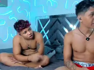 Chaturbate Live Sex of robertmiller21