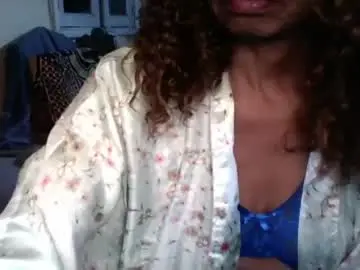 Chaturbate Best live sex cam show of femmelapine