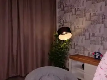 Chaturbate Live Sex Cam of odelyncure