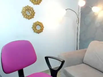 Chaturbate Live Sex of lucia_valenden