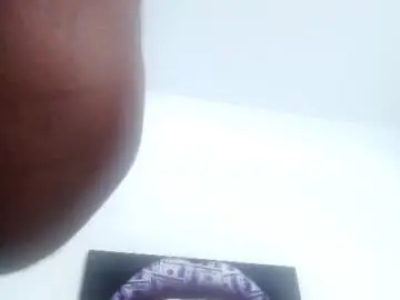 Chaturbate Free Porn Cam of drake_brown_23