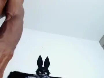 Chaturbate Free Porn Cam of drake_brown_23