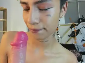 Chaturbate Watch Live Sex Cams of exotic_april