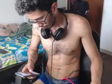 Chaturbate Watch Live Sex Cams of julfigo