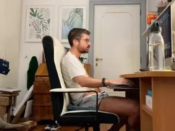 Chaturbate Live Sex of pisellone_roma