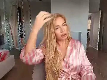 Chaturbate Nude Webcam of debralee