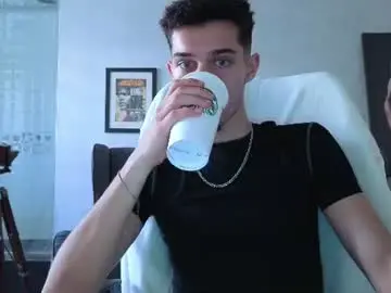 Chaturbate Live Sex Cam of kaydendrew